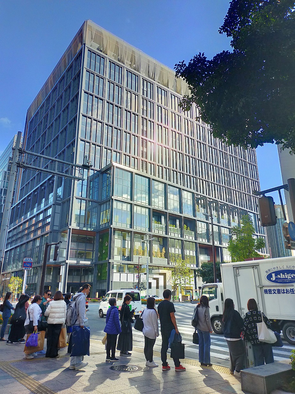 【最新号から】福岡・天神でオフィス最高賃料を更新、周辺部でも100億円超の大型取引